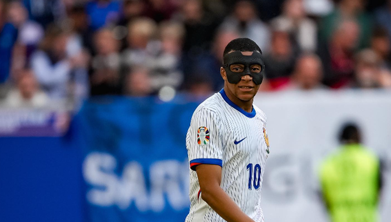 Euro 2024, Mbappe Tak Nyaman dengan Topengnya, Deschamps: Dia Akan Terbiasa