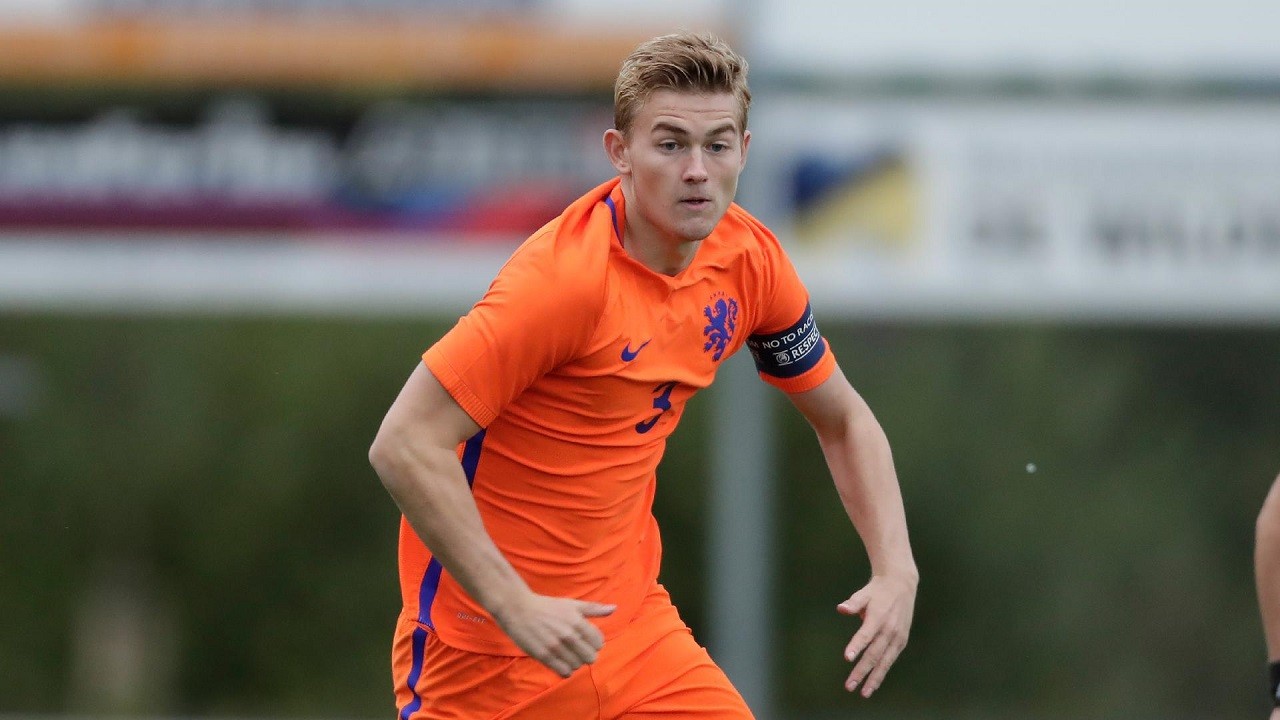 Tatap Belanda vs Bosnia, Matthijs de Ligt Dapat Peringatan Khusus dari Ronald Koeman