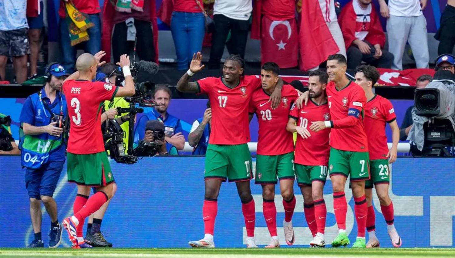 Hasil Turki vs Portugal di Euro 2024 - Ronaldo Pimpin Selecao Menang Telak 3-0