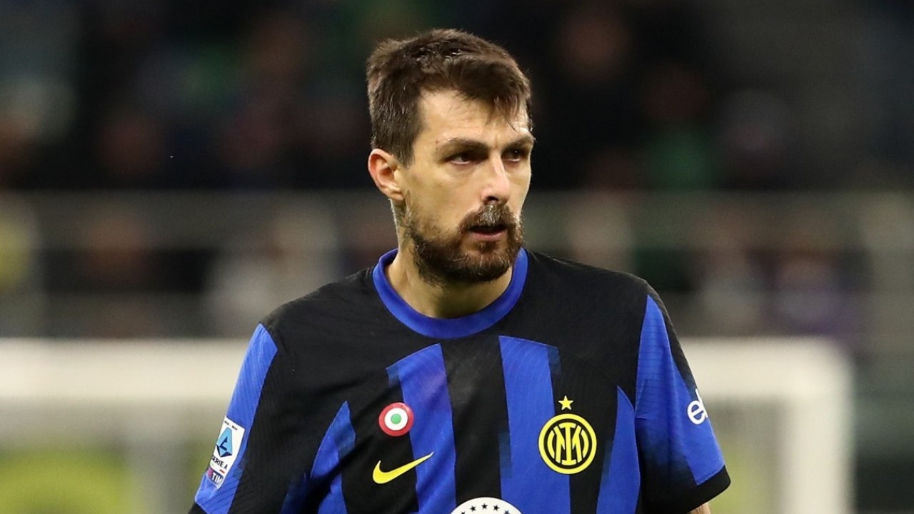 Bek Gaek Inter Milan Cedera, Lini Belakang Bakal Rapuh?