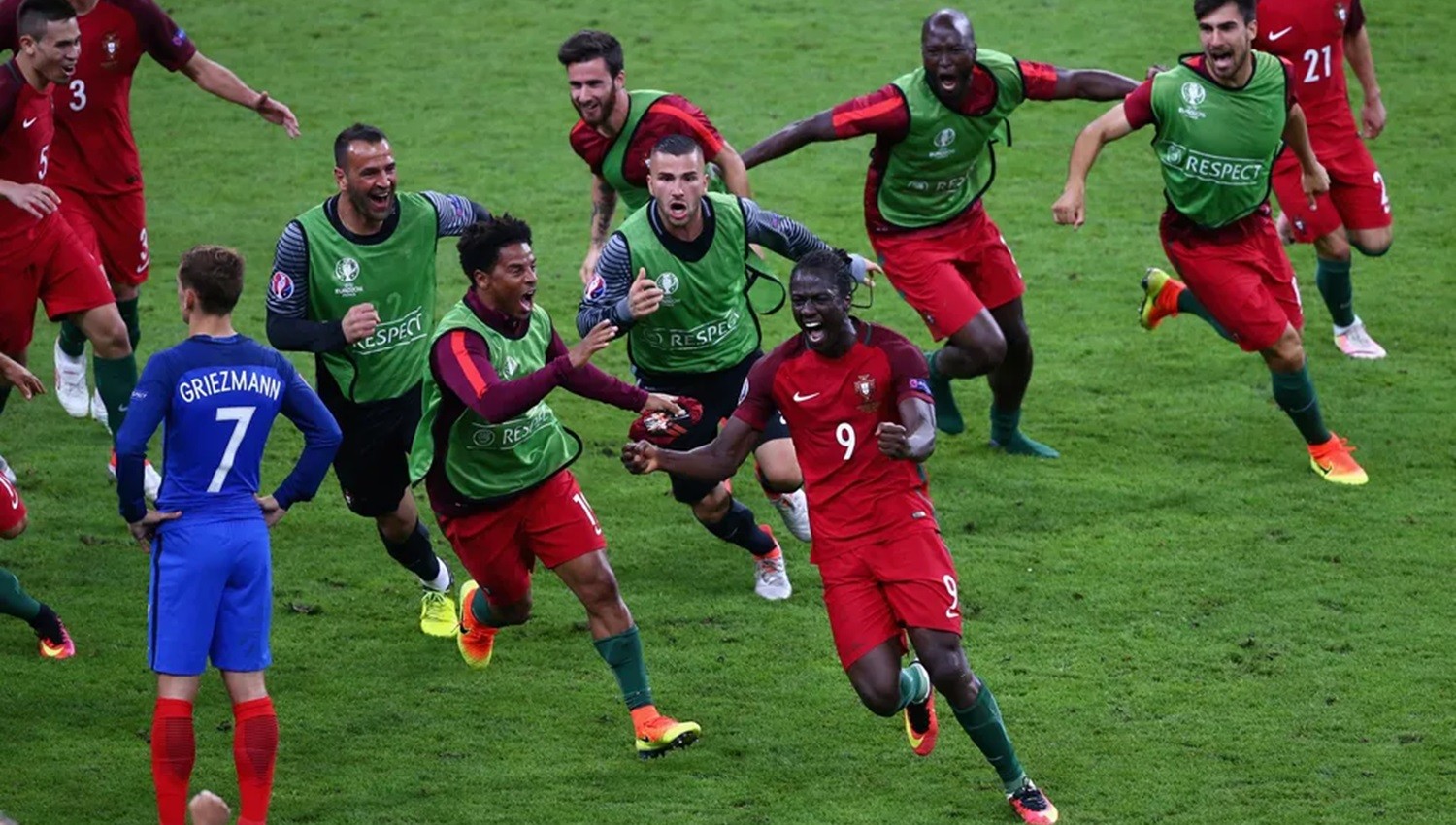 3 Duel Ikonik Prancis vs Portugal di Piala Eropa, Salah Satunya Bikin Ronaldo Terharu