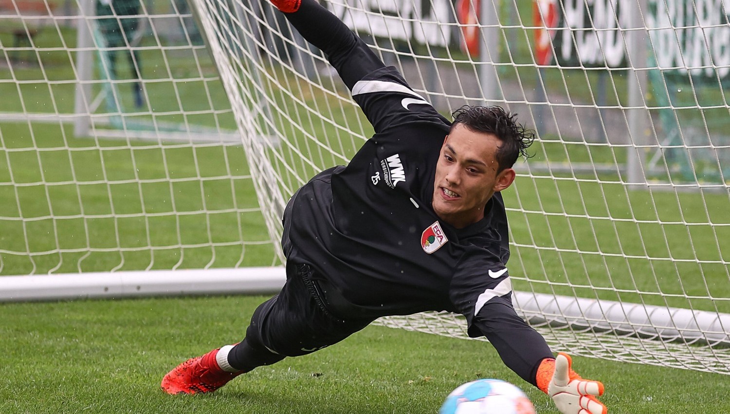Simak Harga Pasar Daniel Klein, Kiper Keturunan yang Ngaku Siap Bela Timnas Indonesia