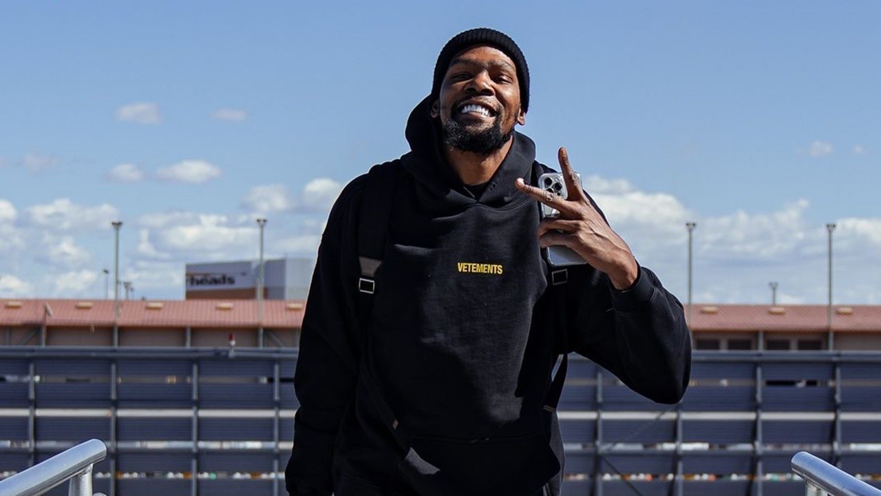 Kevin Durant Terpaksa Menepi Dua Minggu Akibat Cedera Betis Kiri