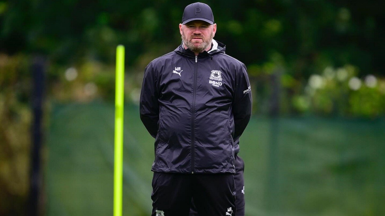 Bela Erik ten Hag, Wayne Rooney Minta Pemain Manchester United Berbenah