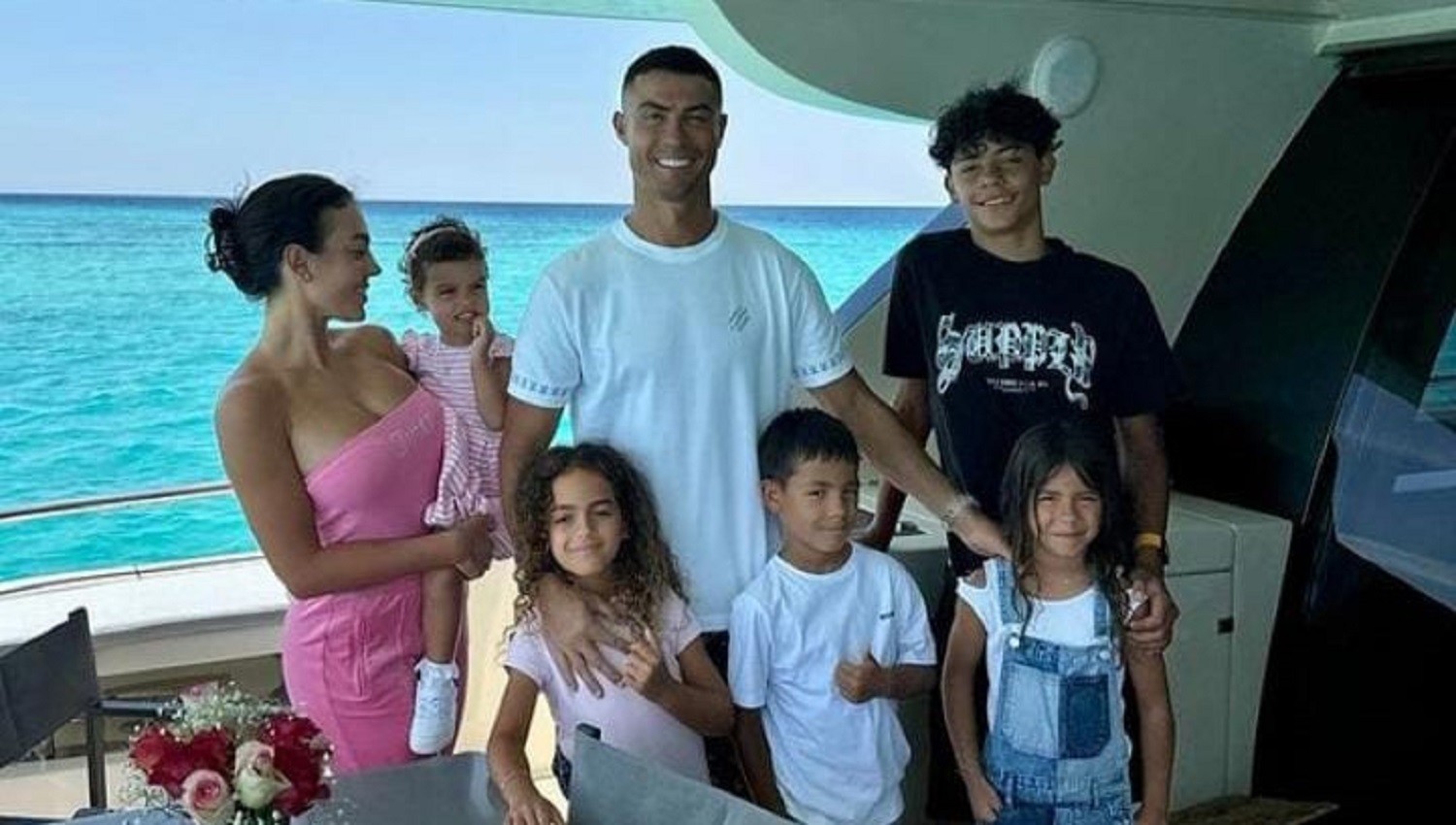 Cristiano Ronaldo Butuh Waktu 7 Tahun Beli Jet Pribadi Gulfstream G650, Padahal Penghasilannya Selangit!