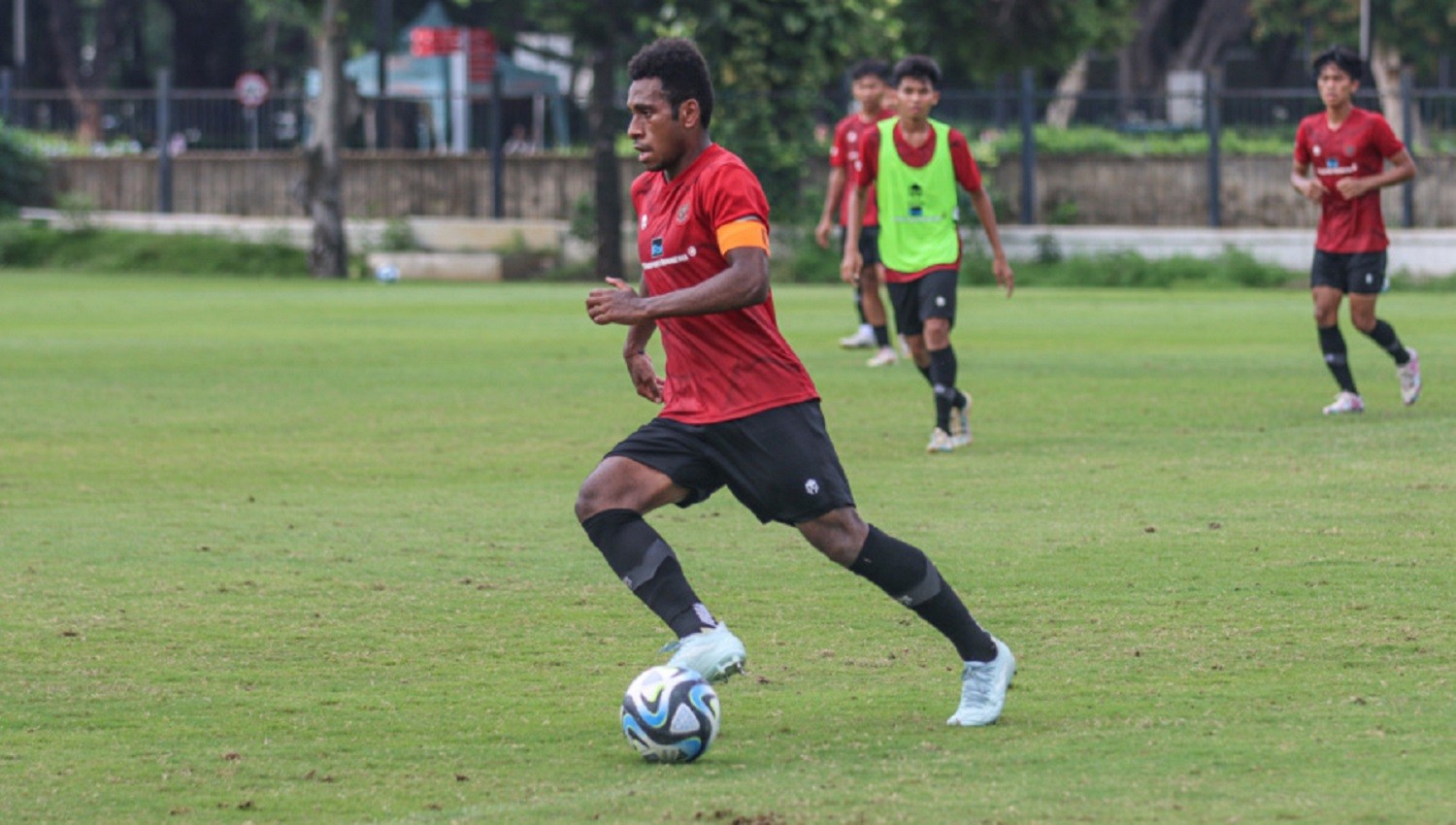 Mengenal Iqbal Gwijangge, Pemain Timnas Indonesia U-19 yang Cetak Brace Lawan Filipina