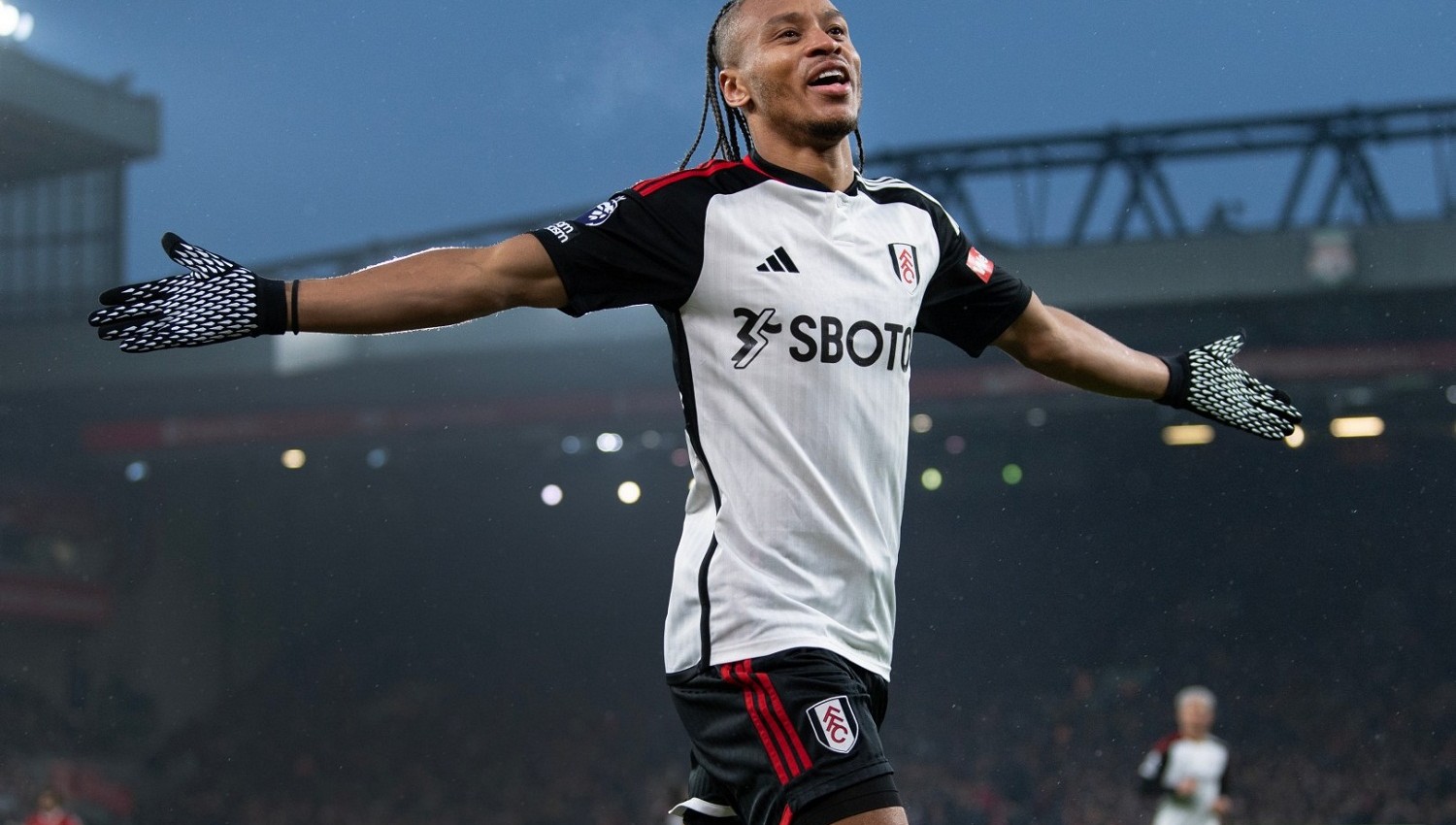 Leicester City Resmi Boyong Bobby De Cordova-Reid dari Fulham