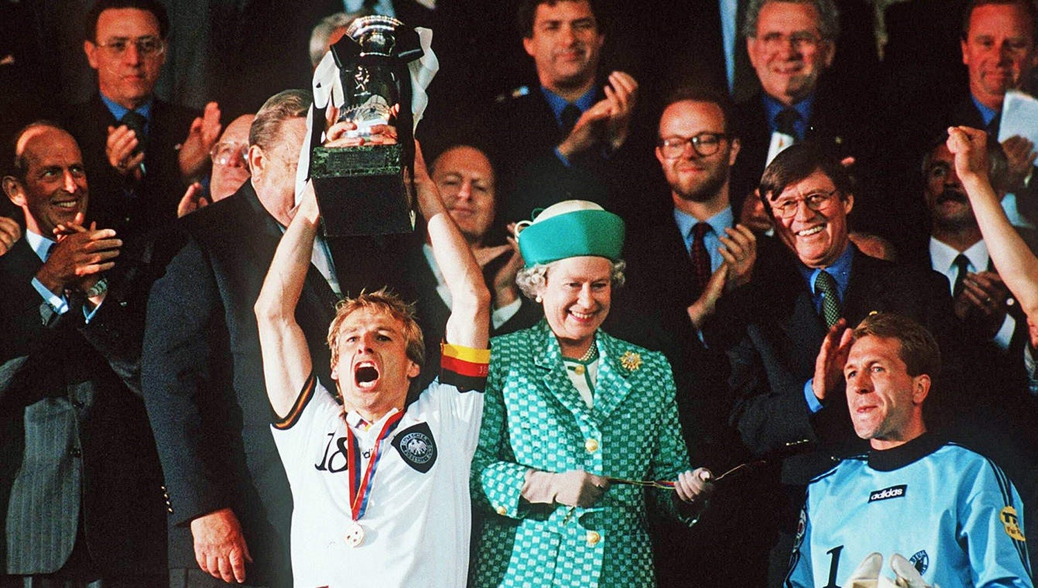 Kupas Sejarah Piala Eropa, Pembalasan Dendam Jerman Juara Euro 1996 di Kandang Inggris