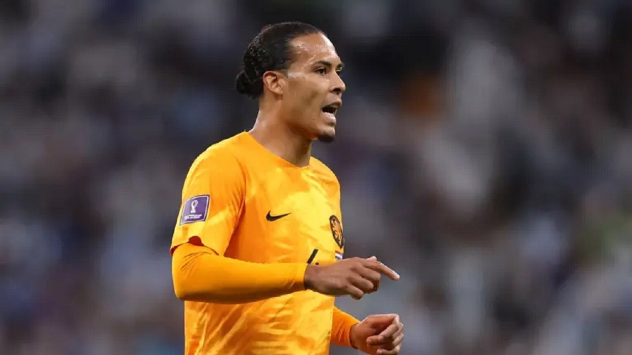 Dibantai Belanda 4-0, van Dijk Puji Mentalitas Hungaria Usai Staf Pelatih Kolaps