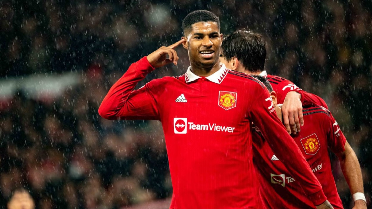Dihujat Usai Rayakan Kemenangan Manchester United Tanpa Ikut Bermain, Rashford Seharusnya Malu!