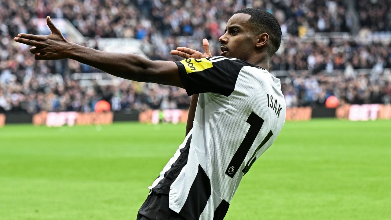 Hasil Pertandingan Newcastle United vs Arsenal di Liga Inggris - Alexander Isak Selamatkan The Magpies