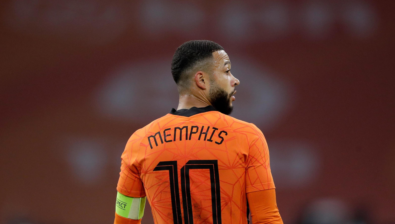 Terungkap Alasan Memphis Depay Tak Pakai Nama Keluarga di Jerseynya, Sakit Hati Ditinggal Ayah?