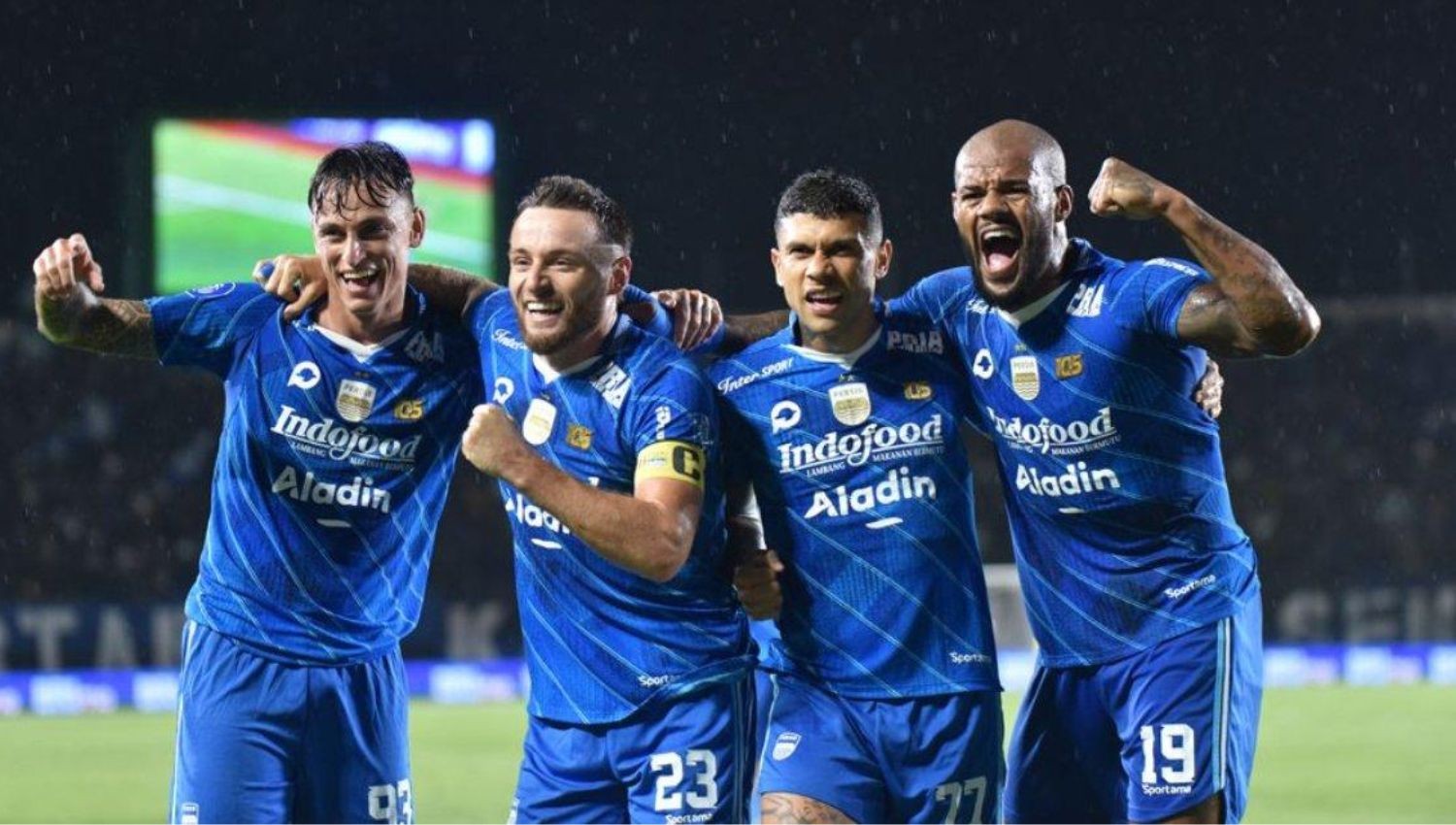 Tempat Nobar Persib Bandung vs PSM Makassar di Liga 1 2024/25