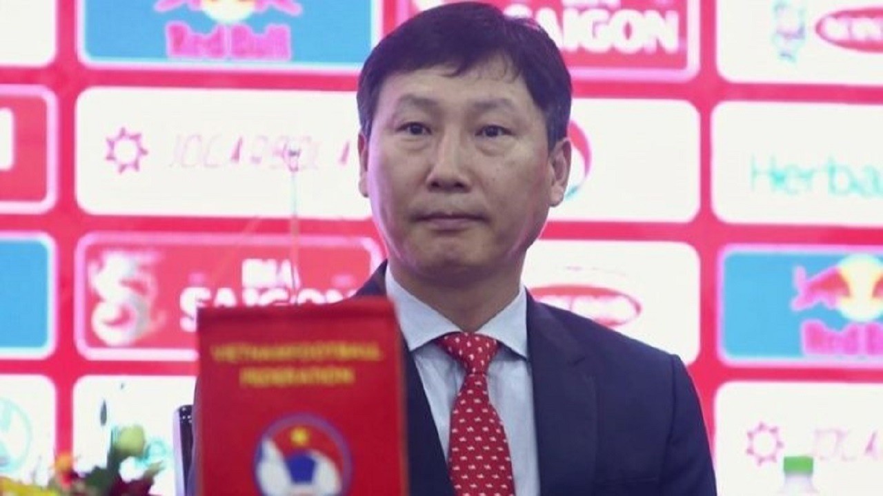 Pelatih Vietnam 'Mata-matai' Timnas Indonesia di Jakarta, Curi Start Untuk Piala AFF!