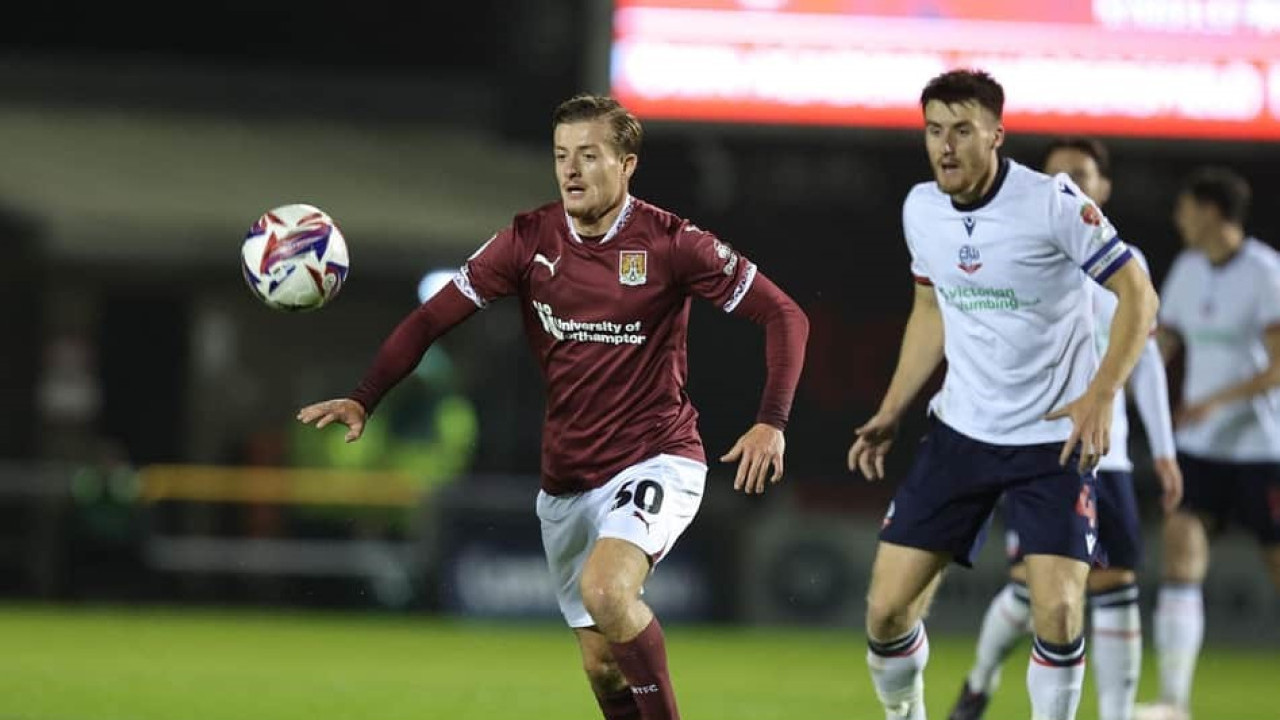 Susunan Pemain Bolton vs Northampton di Liga Satu Inggris 2024-2025