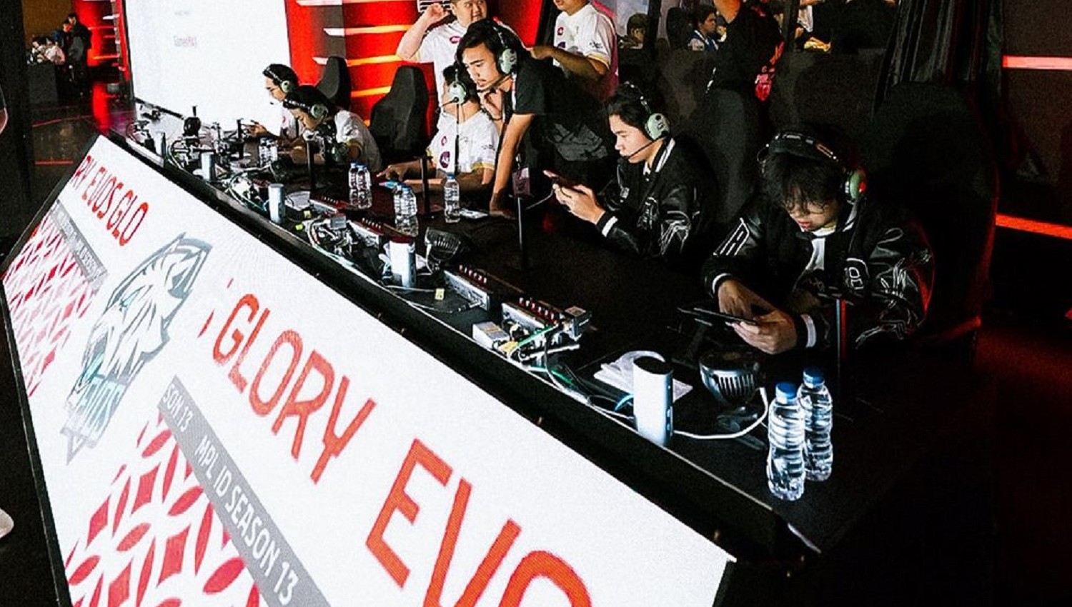 Perjalanan Evos Glory di MPL ID S13: Berawal dari Minus Hingga Capai Kesuksesan di Final