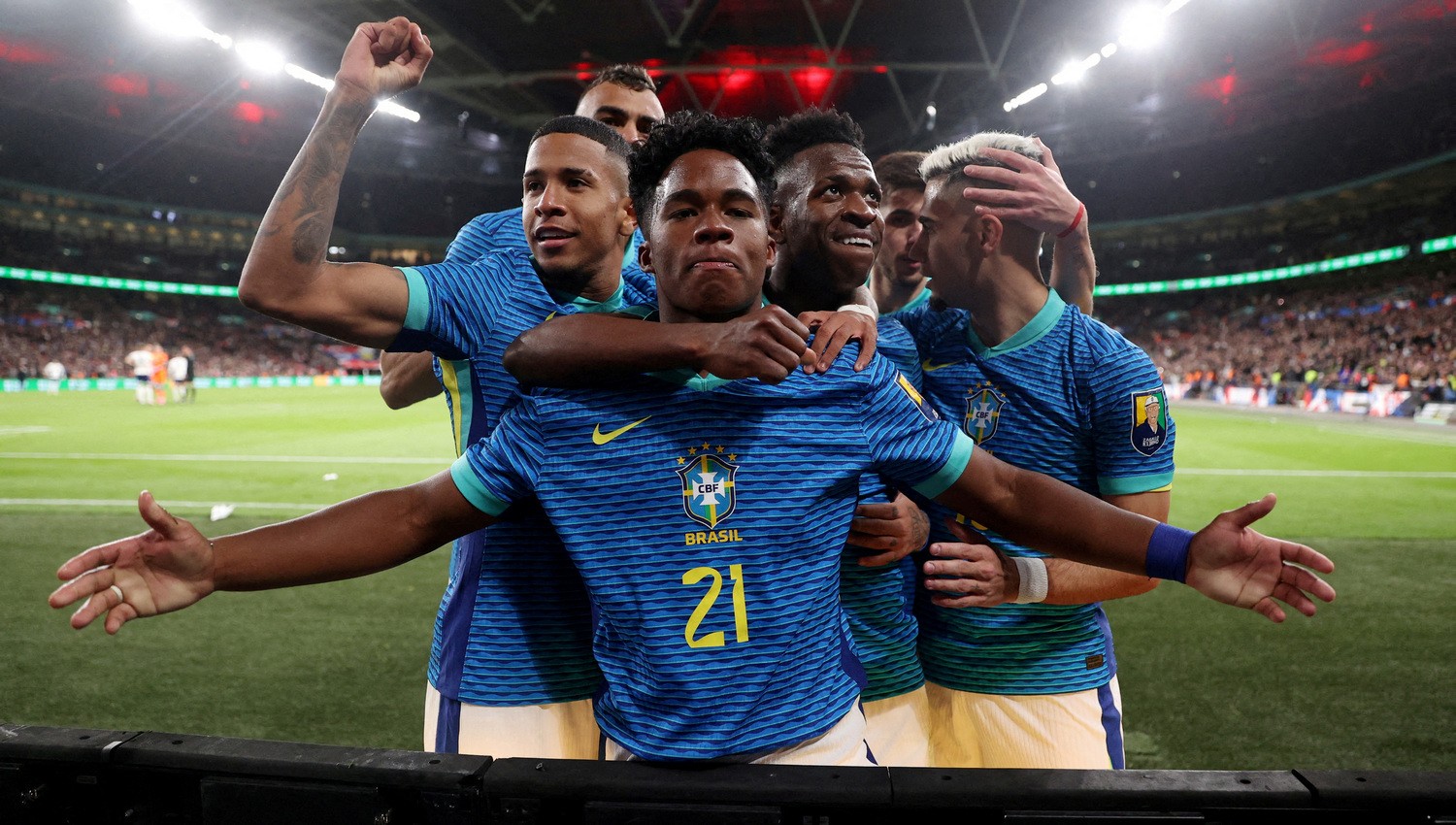 Gantikan Vinicius Jr, Endrick Bakal Starter di Laga Uruguay vs Brasil