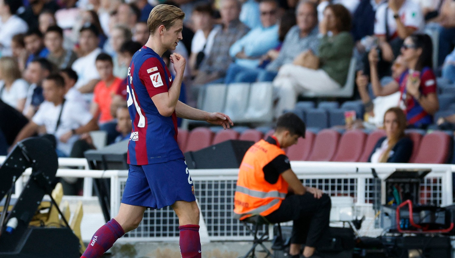 Kritik Pedas Ruud Gullit ke Frenkie de Jong, Dianggap Pemain Hantu di Barcelona