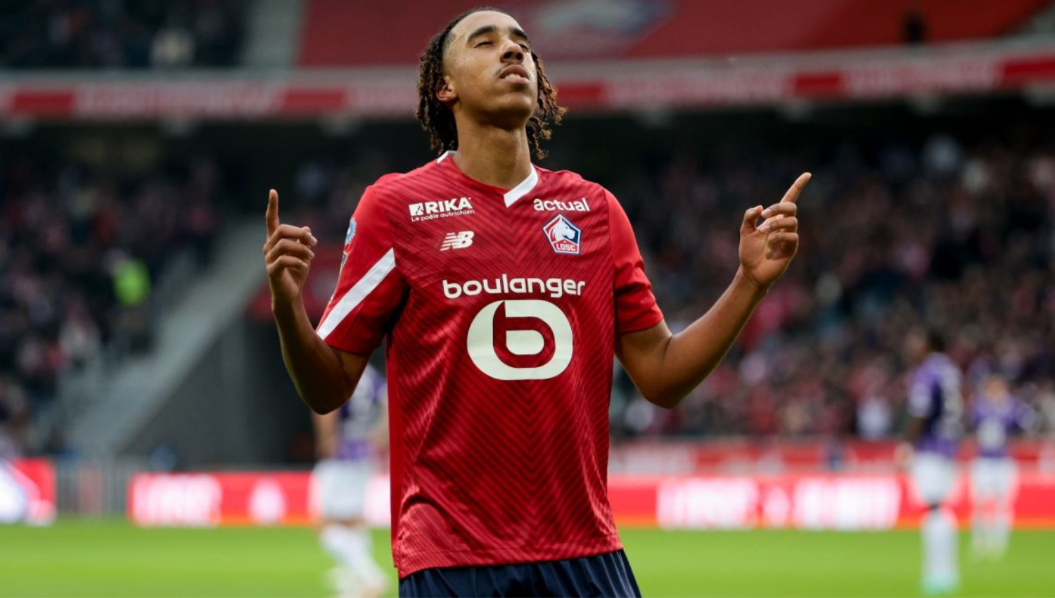 Leny Yoro ‘Diancam’ Lille: Harus Mau Gabung Manchester United!