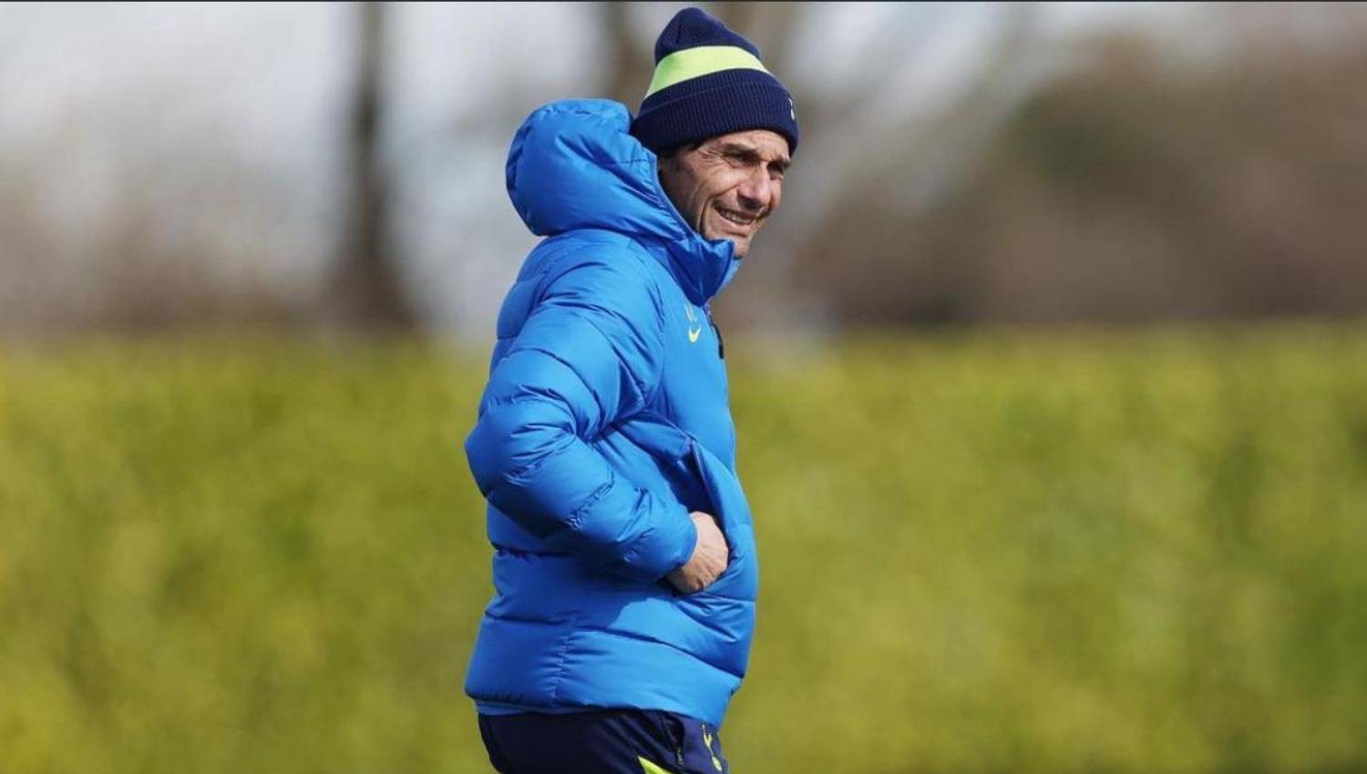 Kuras Keringat Para Pemain Napoli di Sesi Latihan Pertama, Antonio Conte Ucapkan Terima Kasih
