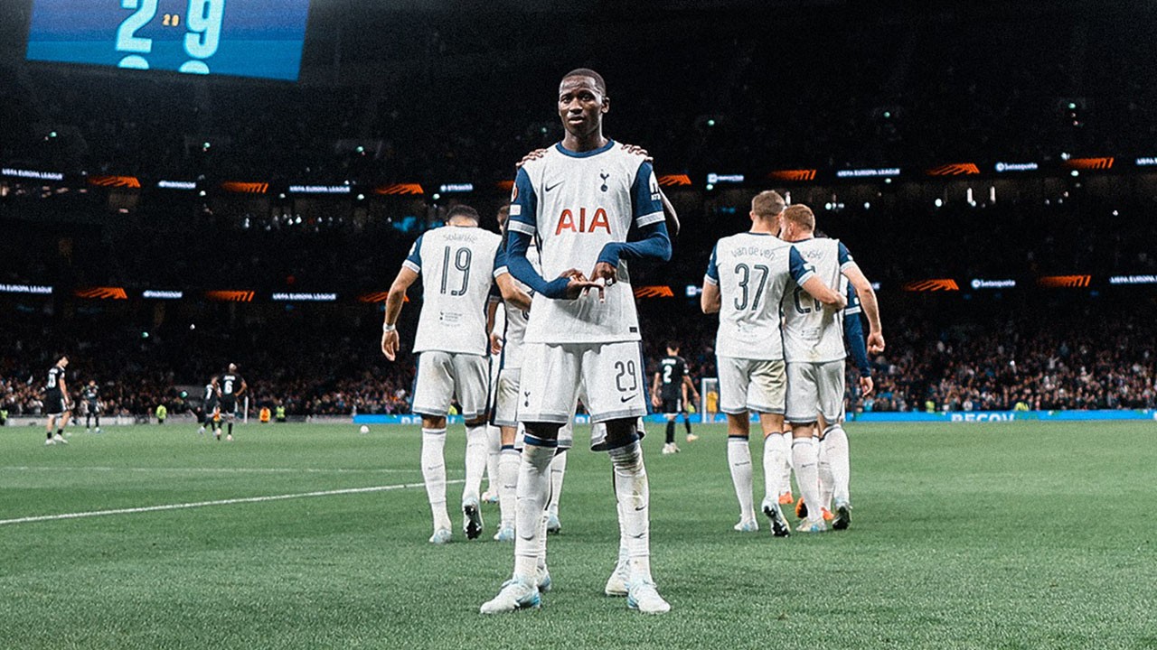 Hasil Tottenham vs Qarabag di Liga Europa - Dominan, Spurs Menang Telak 3-0