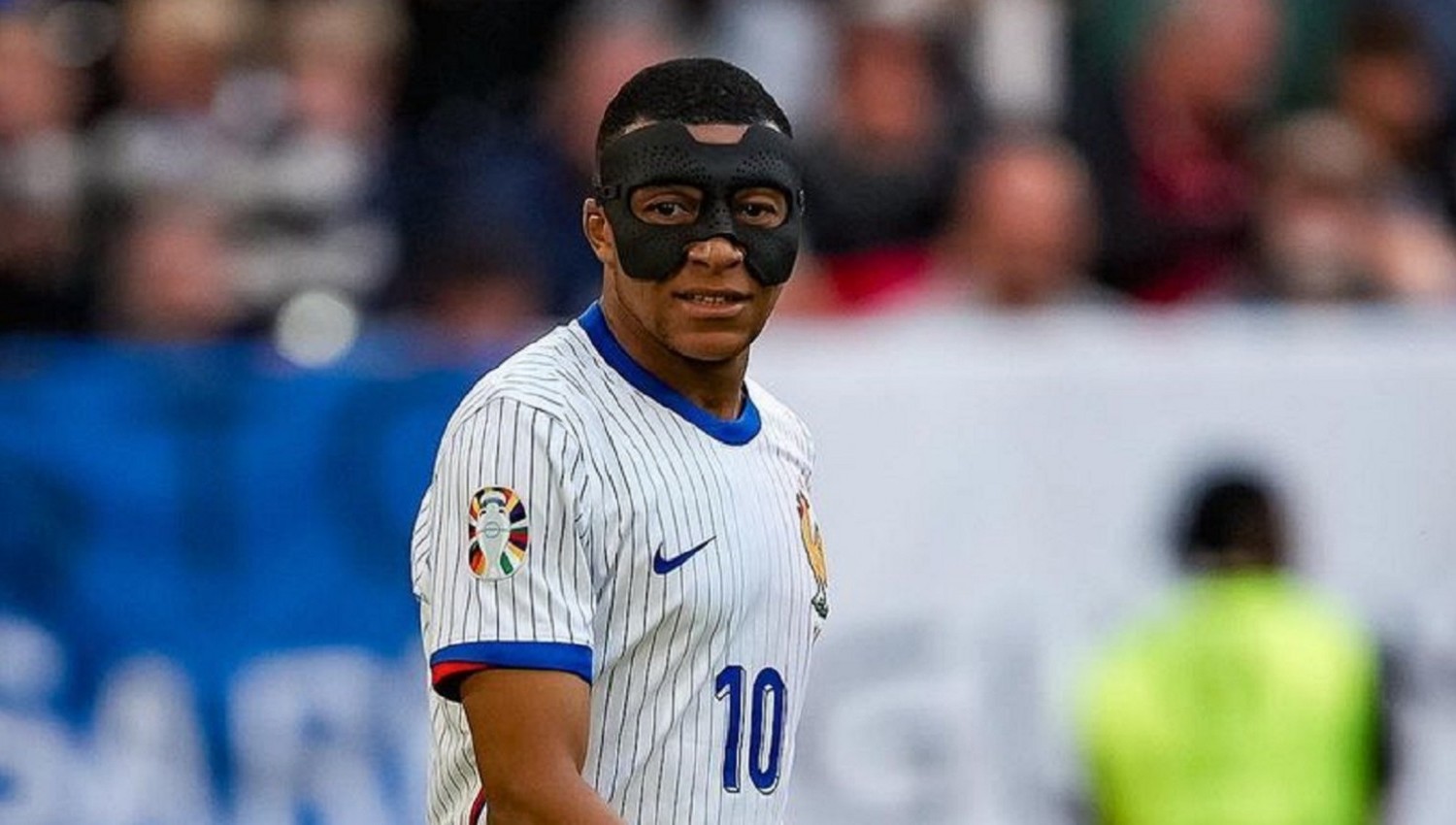 Euro 2024: Kylian Mbappe Kena Tegur Legenda Prancis Gegera Ngeluh Soal Topeng