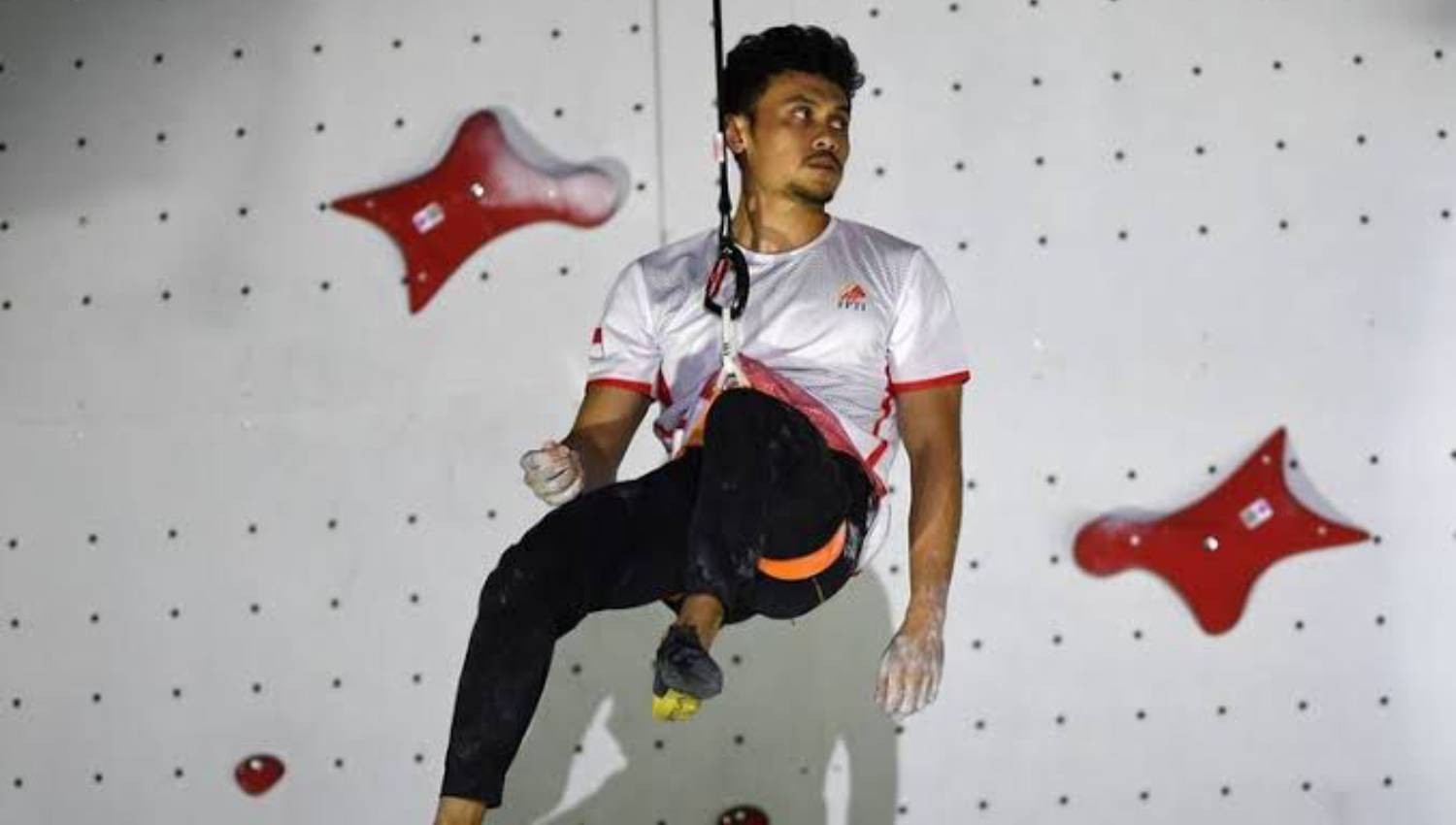 Profil Singkat Veddriq Leonardo, Pencetak Rekor Olimpiade Paris 2024 di Panjat Tebing