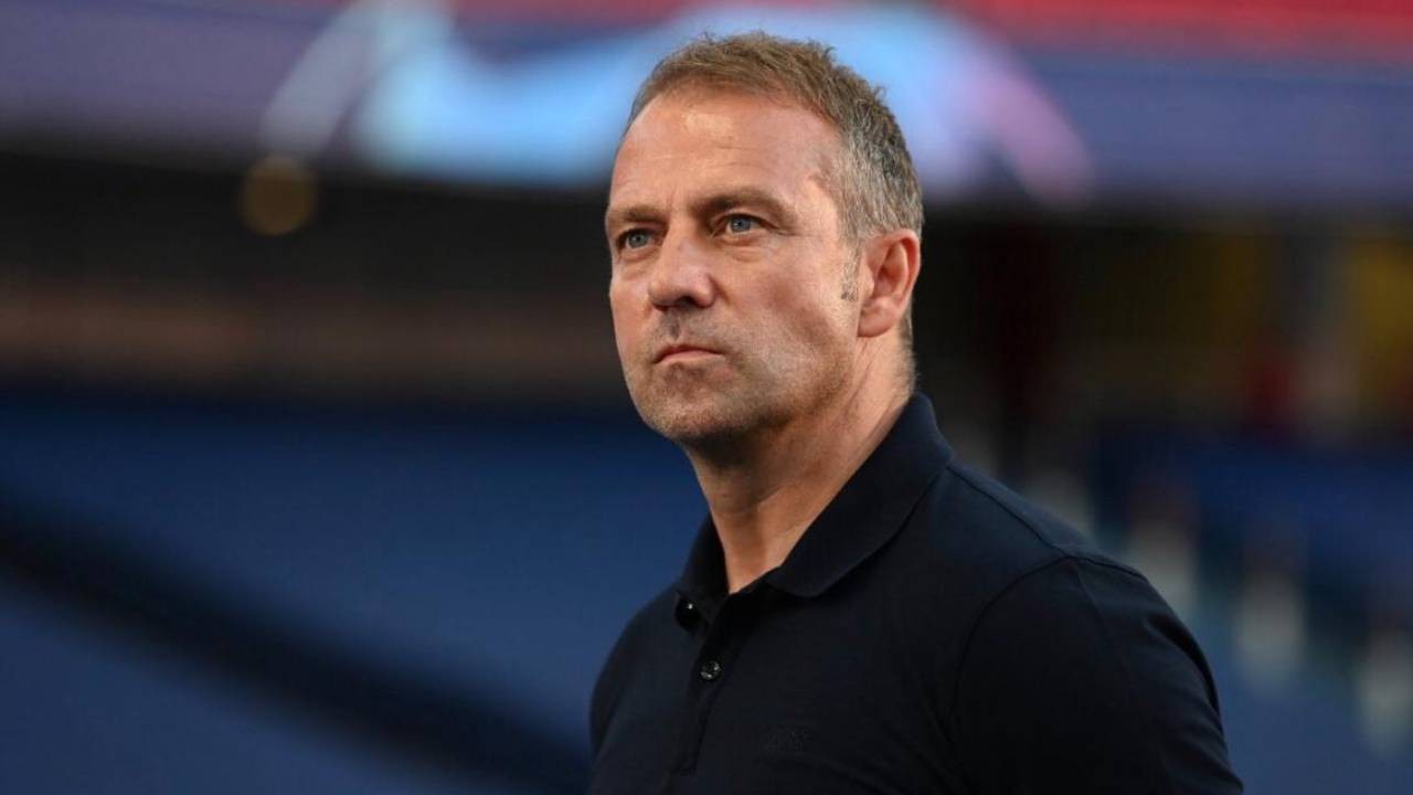Hansi Flick Sibuk Pantau Pemain Akademi Barcelona Saat Jeda Internasional