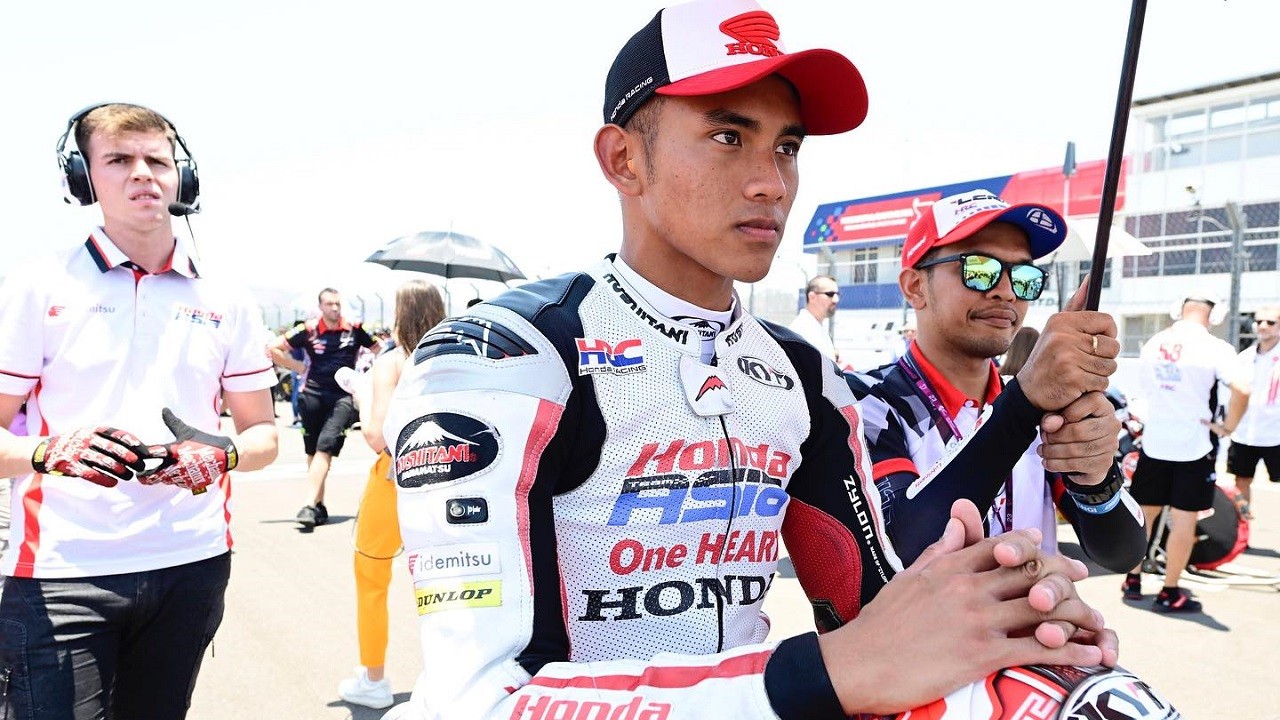 Mario Aji Akan Debut di Ajang MotoGP, Jadi Pembalap Pertama Indonesia?