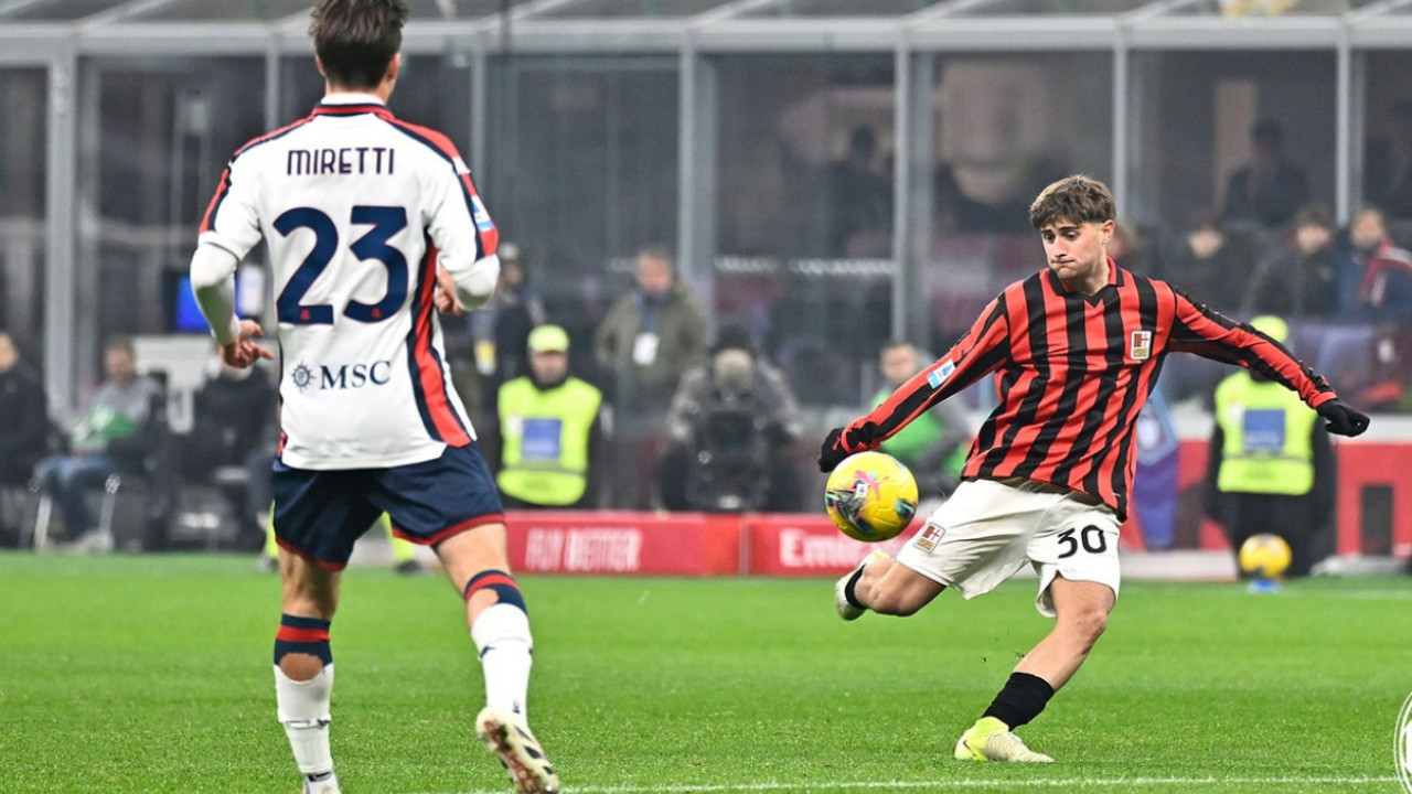 Hasil AC Milan vs Genoa di Liga Italia - Berakhir Seri!