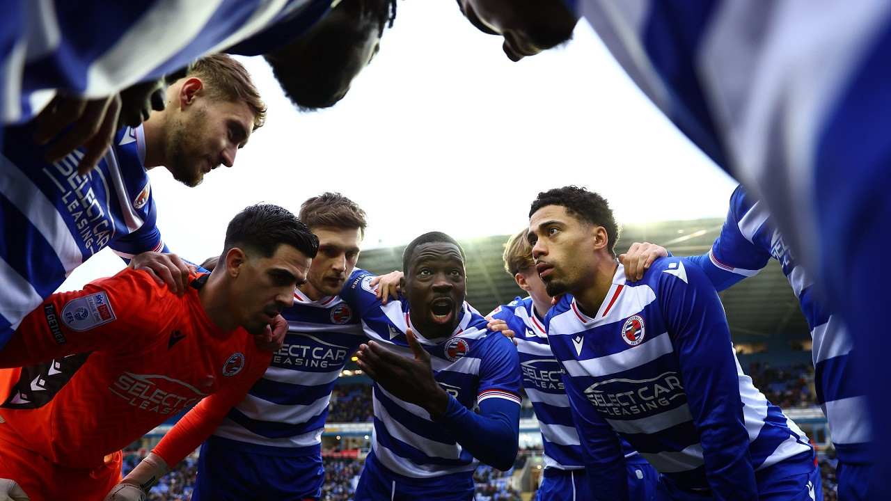 Susunan Pemain Burton vs Reading di Liga Satu Inggris 2024/25
