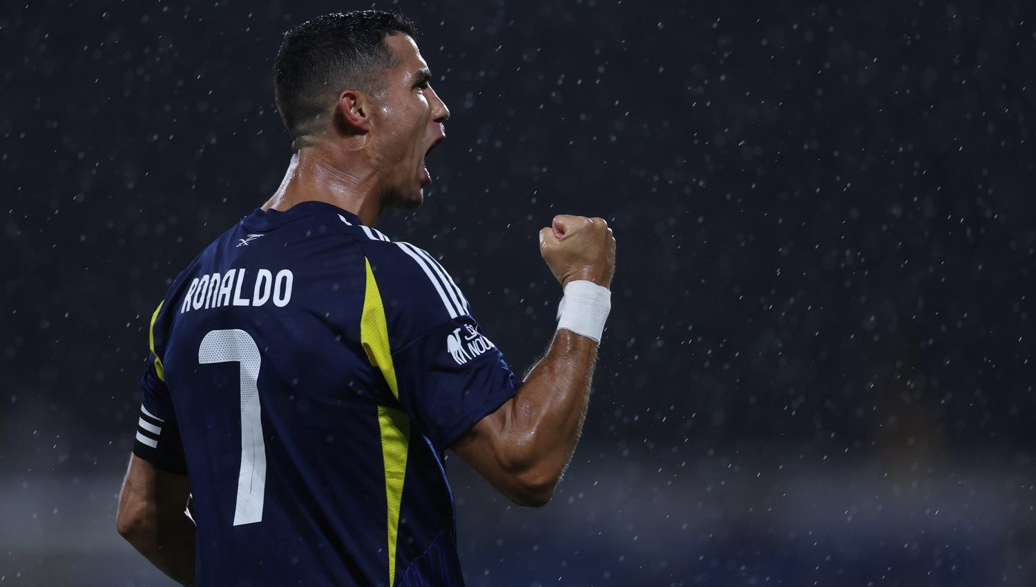 Cristiano Ronaldo yang Terus Mengukir Rekor Gila di Sepak Bola
