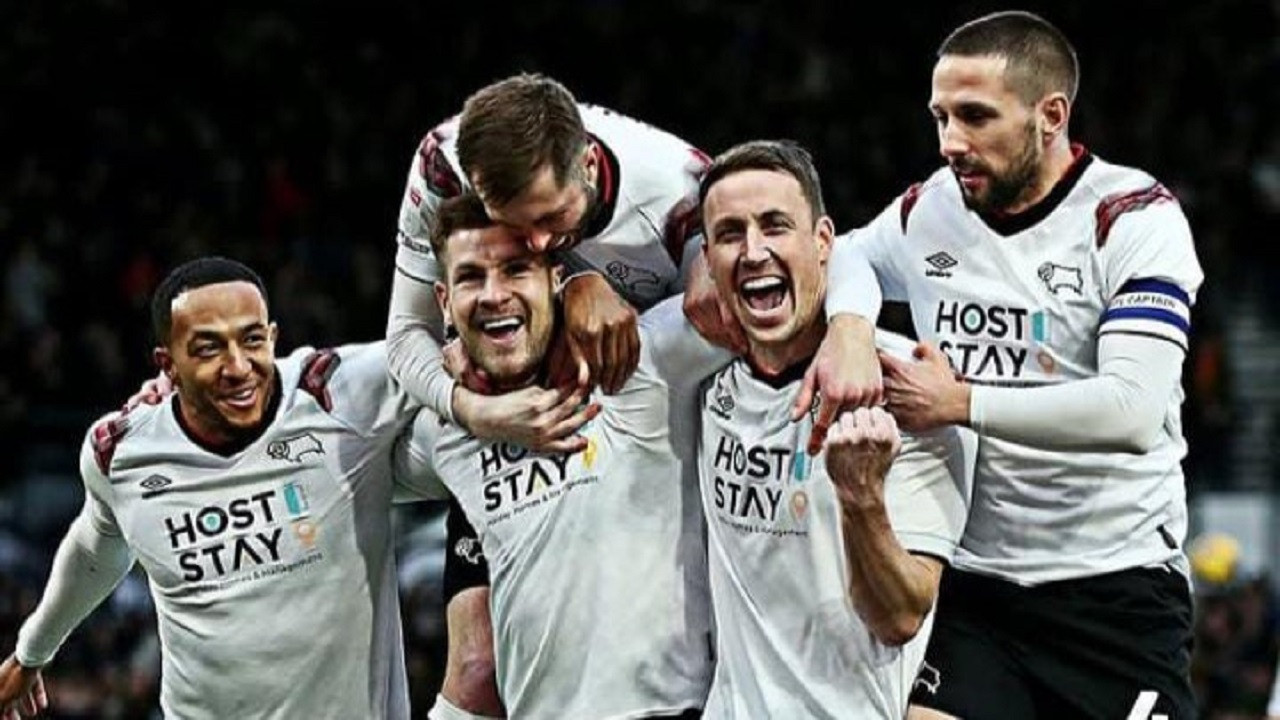 Tempat Menonton Derby County vs Sunderland di Liga Championship 2024/25
