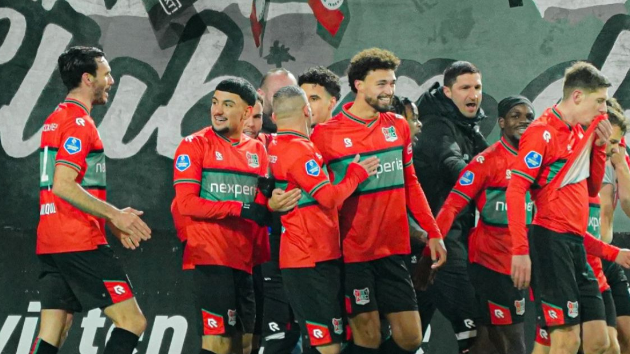 Prediksi Feyenoord vs NEC di Liga Belanda 2024/25 - Tim Tuan Rumah Menang Mudah dari Calvin Verdonk dkk?