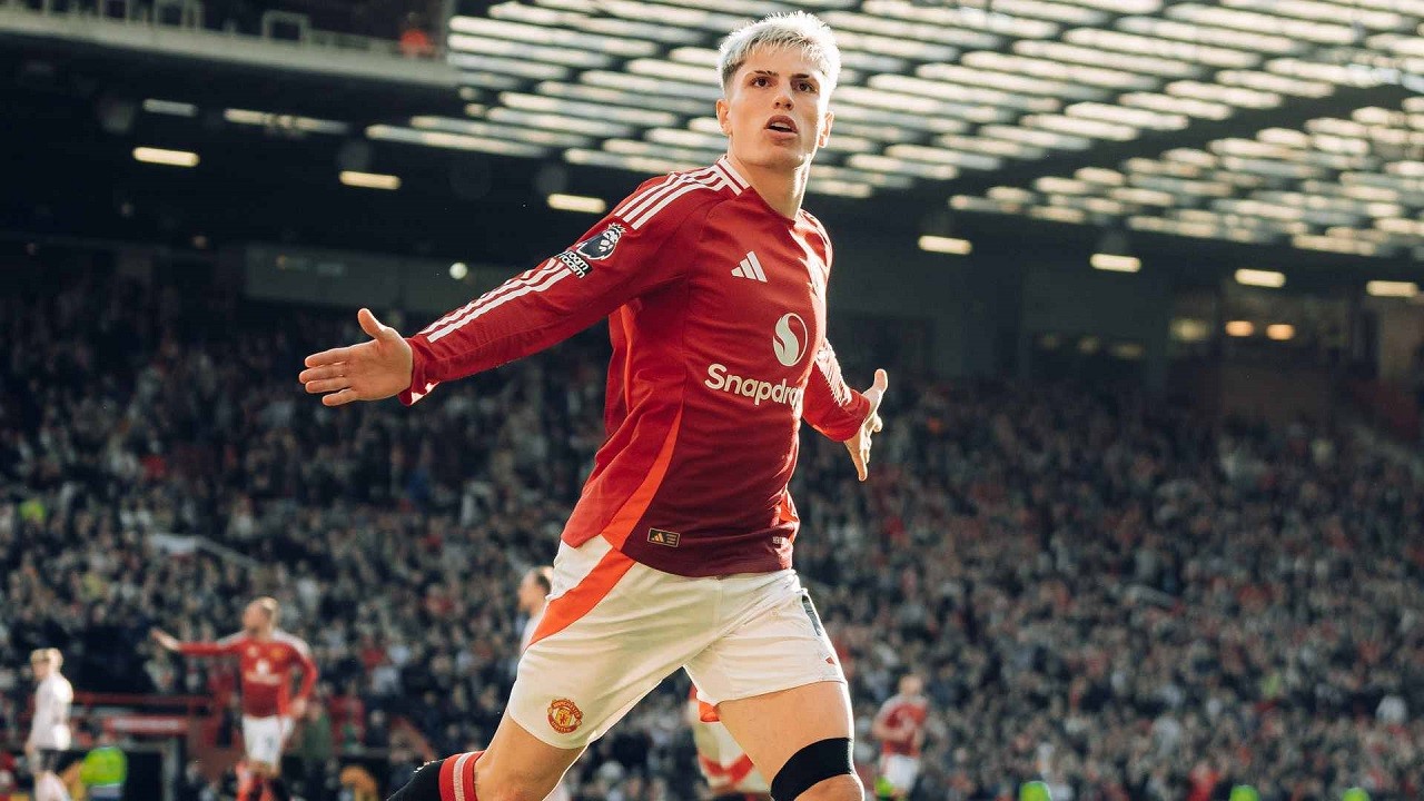 Pesan Ruud van Nistelrooy Sebelum Laga Buat Garnacho Tak Mau Selebrasi?