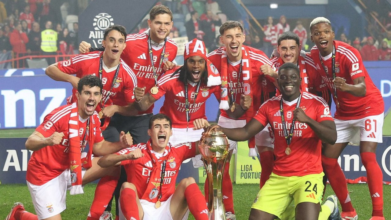 Head to Head Farense vs Benfica di Piala Portugal 2024/25 - The Eagles Terlalu Tangguh