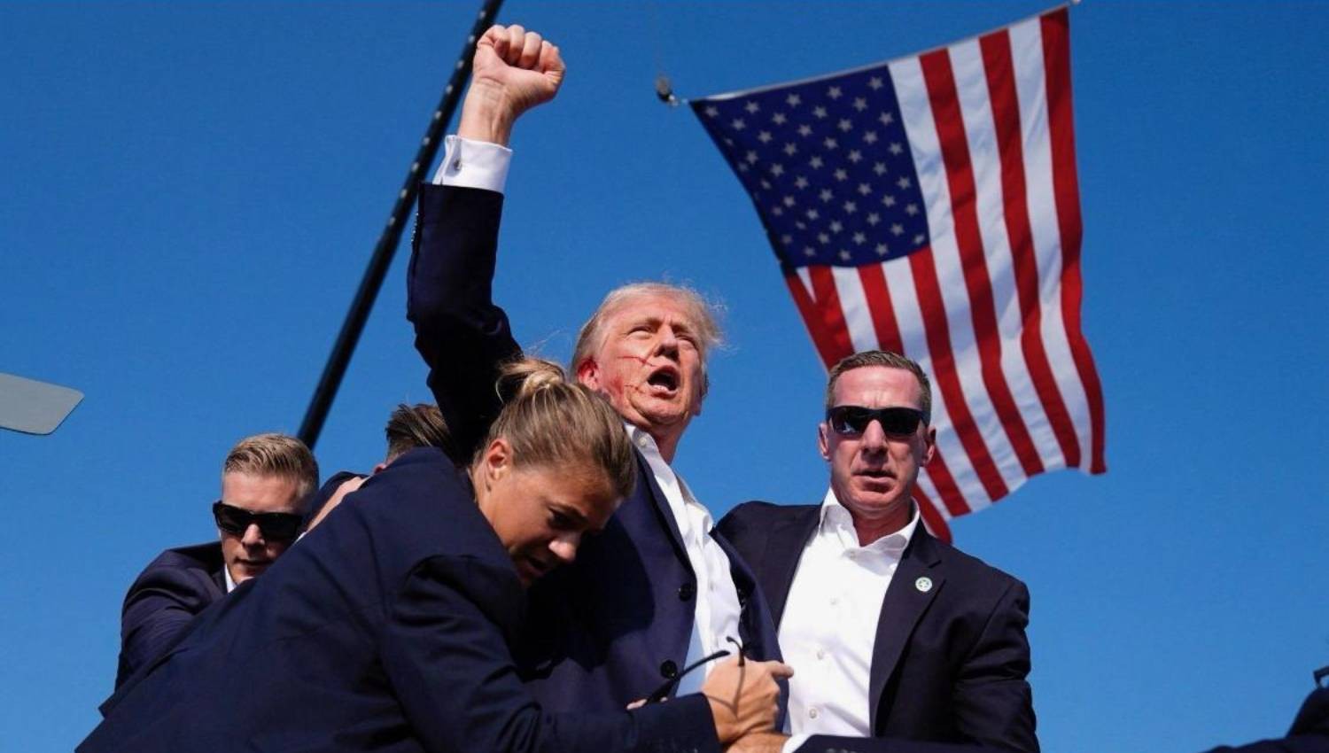 Donald Trump Ditembak, Petarung UFC Beri Dukungan Penuh