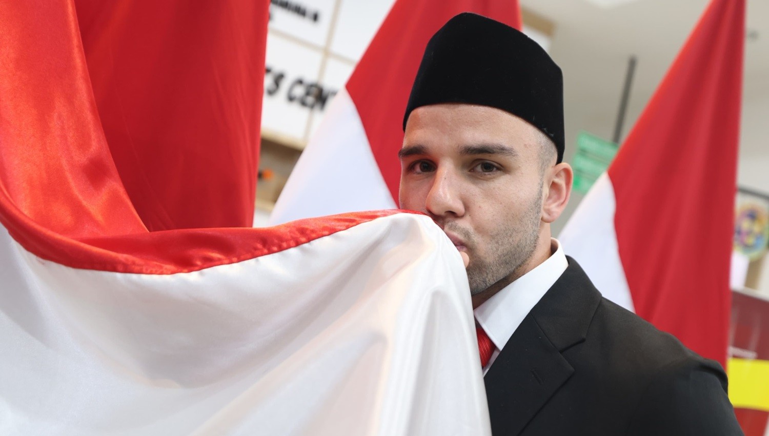 Breaking News! Akhirnya Calvin Verdonk Resmi Jadi WNI