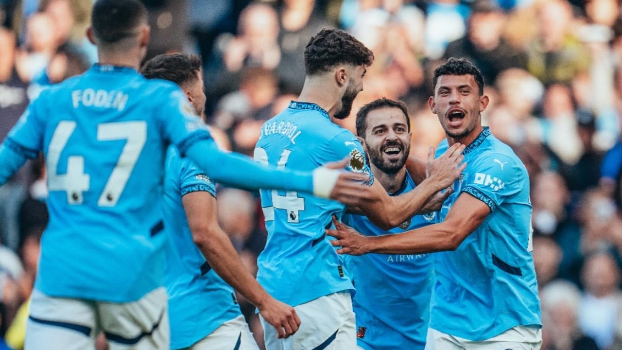 Klasemen Liga Inggris 2024/25: Man City Ambil Alih Posisi Puncak, Man United Makin Terpuruk