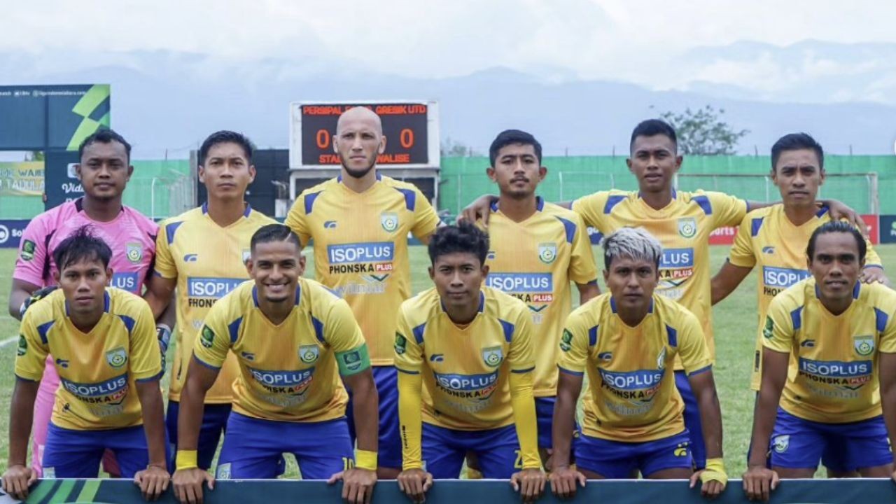 Link Streaming Gresik United vs Persewar Waropen di Liga 2 2024/25 Pekan Kelima