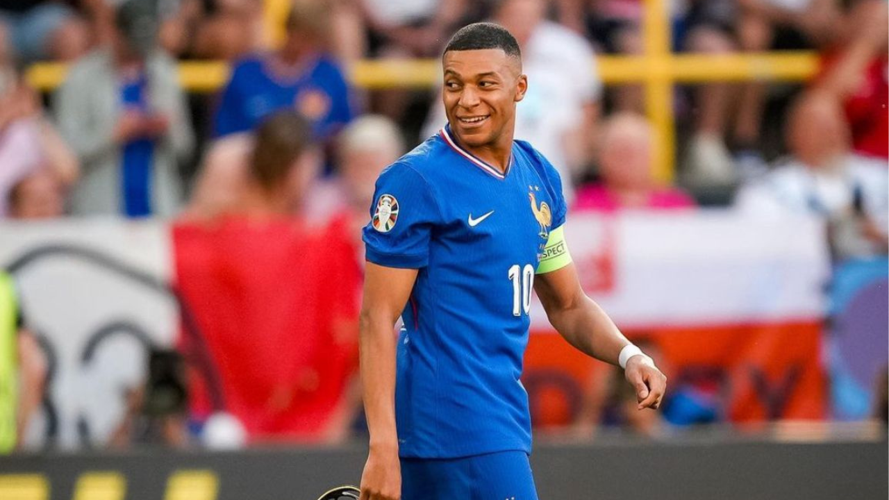 Konflik dengan Didier Deschamps di Timnas Prancis Kian Panas, Agen Kylian Mbappe Buka Suara