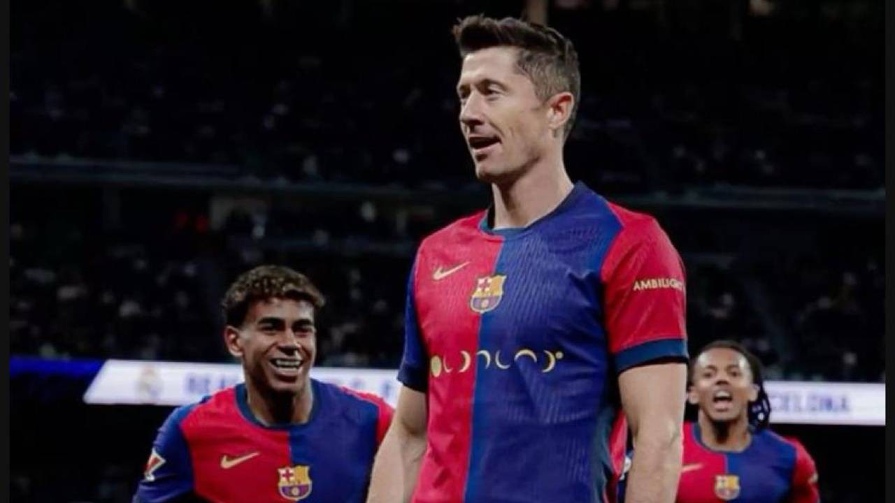 Robert Lewandowski Menuju Ballon d'Or yang Tertunda, Akankah Tahun Depan Jadi Miliknya?