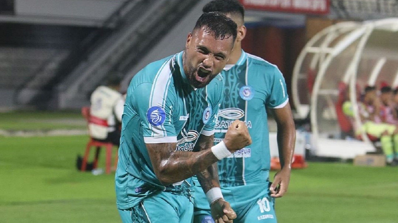 Hasil Pertandingan PSBS Biak vs Persija Jakarta: Brace Velazquez Bungkam Macan Kemayoran!