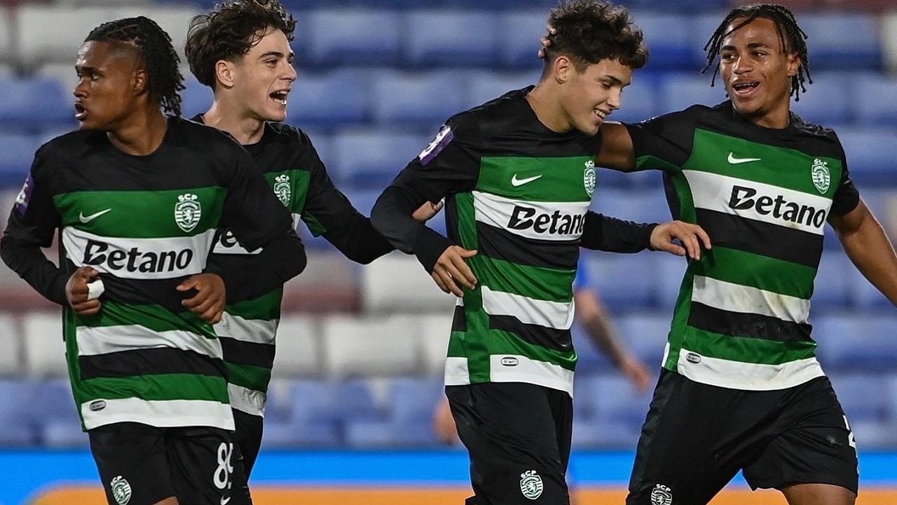 Prediksi Skor Sturm Graz vs Sporting Lisbon di Liga Champions 2024/25 - Leoes Jaga Konsistensi