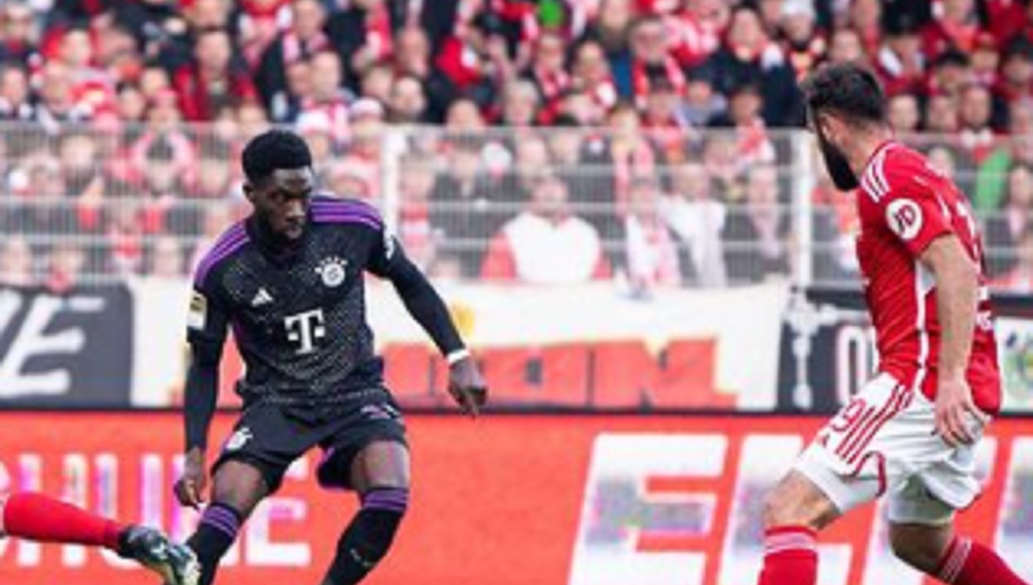 Pembicaraan Kontrak Alphonso Davies Ditunda hingga Agustus, Real Madrid Tak akan Kedipkan Mata