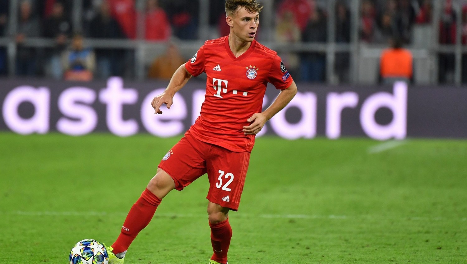 Batal Lirik Joshua Kimmich dari Bayern, Barcelona Pilih Promosikan Penerus Sergio Busquets