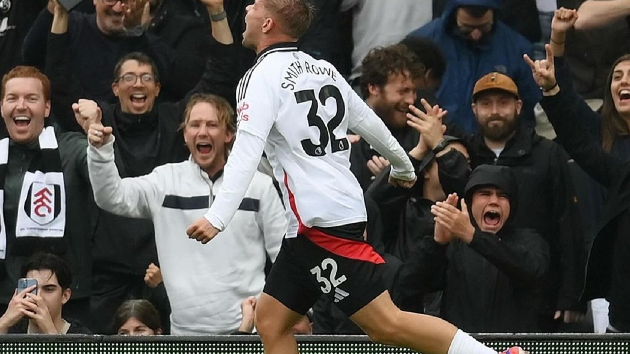 Emile Smith-Rowe Ungkap Pemain Idolanya di Era Barclays, Bikin Fans Arsenal Mewek