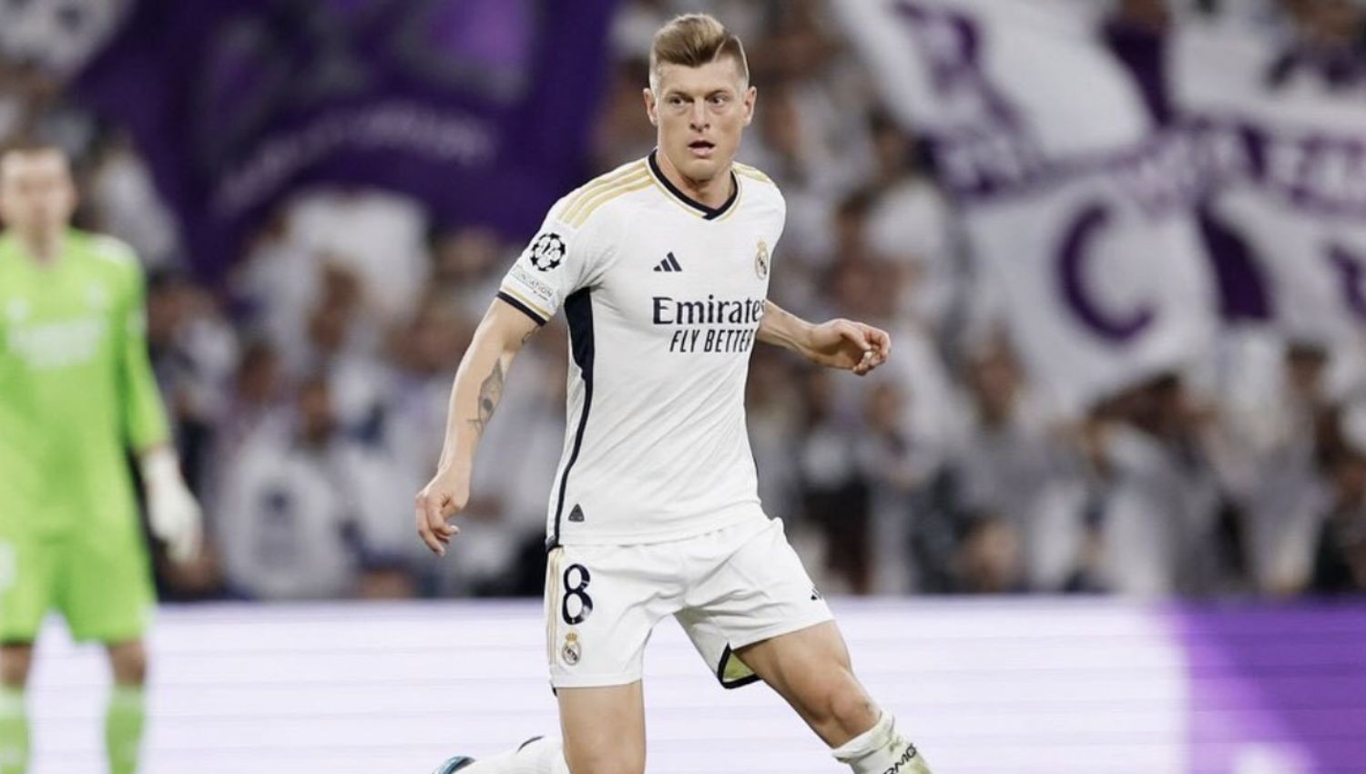 Toni Kroos Mendadak Kembali ke Santiago Bernabeu, Batal Pensiun?
