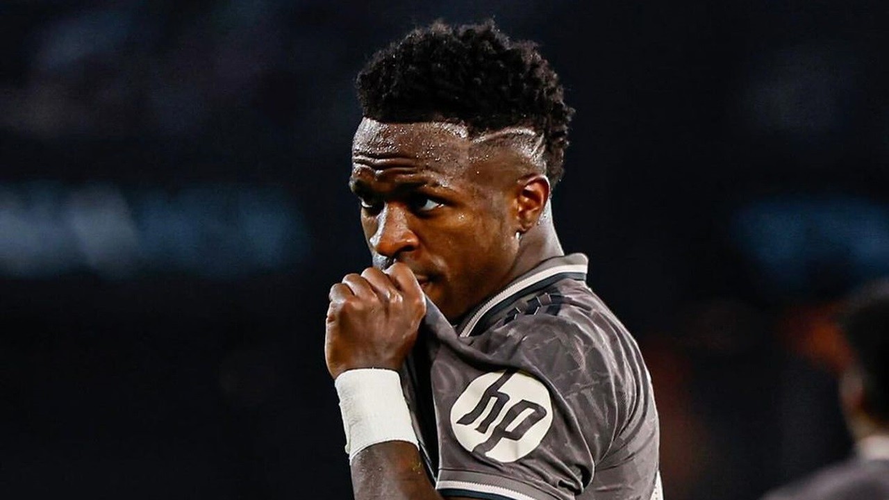 Fabrizio Romano Ungkap Peluang Manchester United Rekrut Vinicius Junior