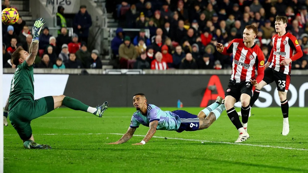Hasil Brentford vs Arsenal di Liga Inggris 2024/25 - The Gunners Menang Comeback